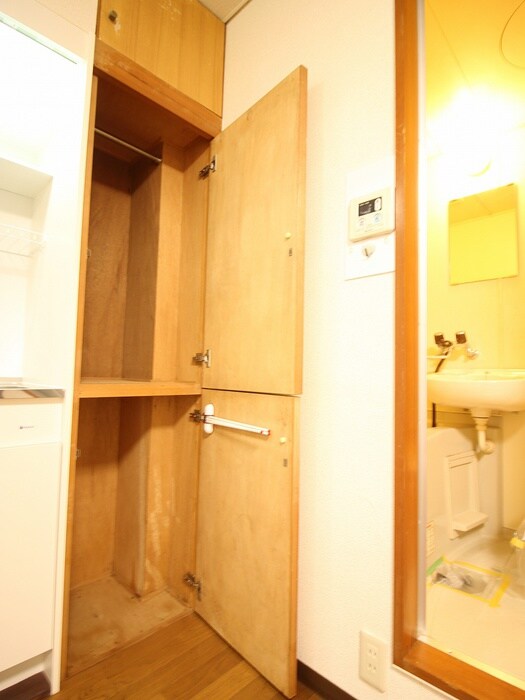 物件内観写真14　(収納)