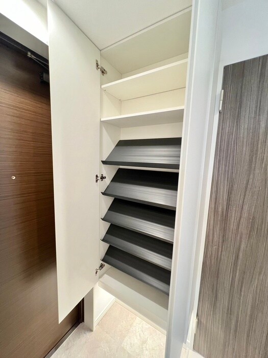 物件内観写真20　(靴箱)