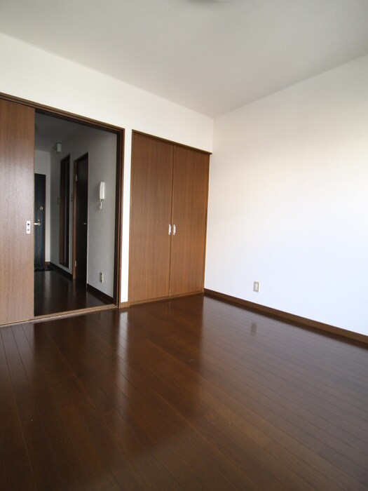 物件内観写真10　(居室)