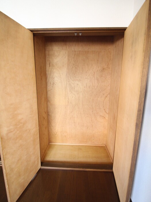 物件内観写真11　(収納)