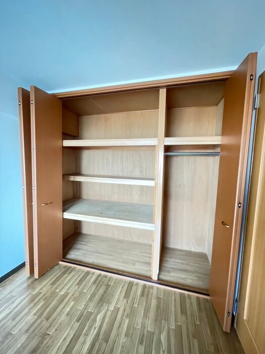 物件内観写真12　(収納)