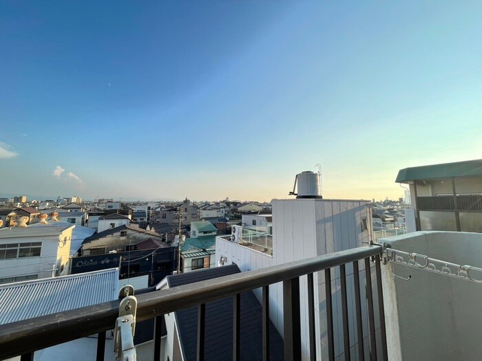 物件内観写真19　(室内からの展望)