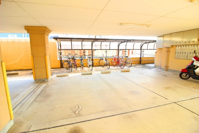 物件外観写真6　(駐車場)