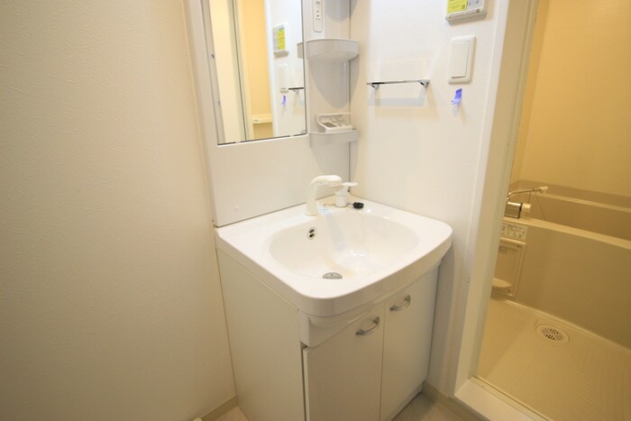 物件内観写真11　(洗面)