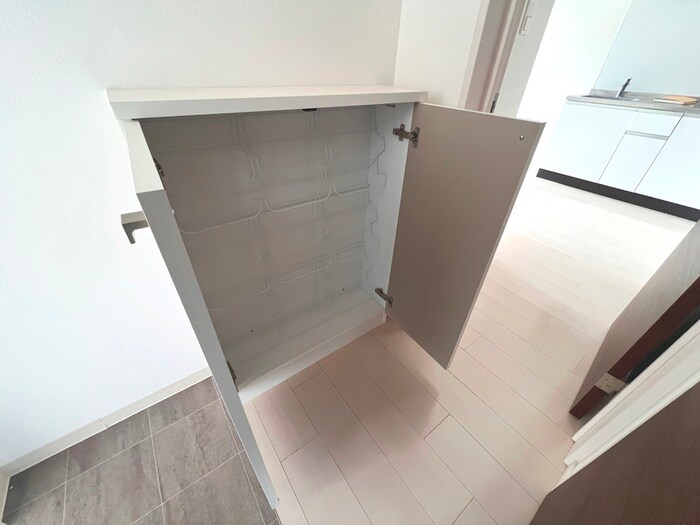 物件内観写真21　(靴箱)