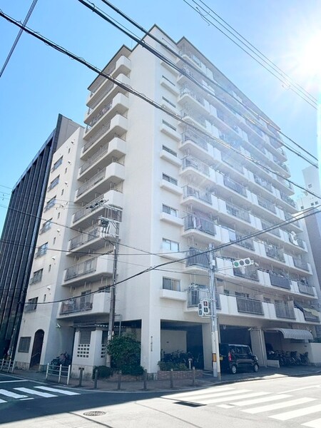ｸﾛｰﾊﾞｰﾊｲﾂ阿波座（203）外観写真