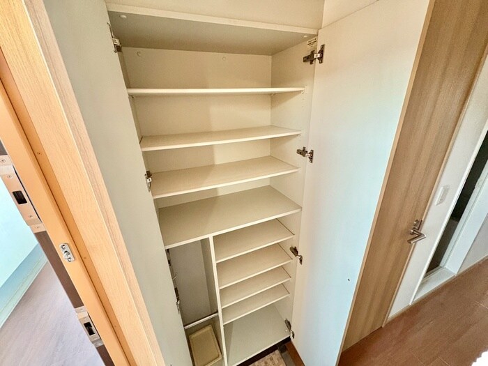 物件内観写真20　(靴箱)