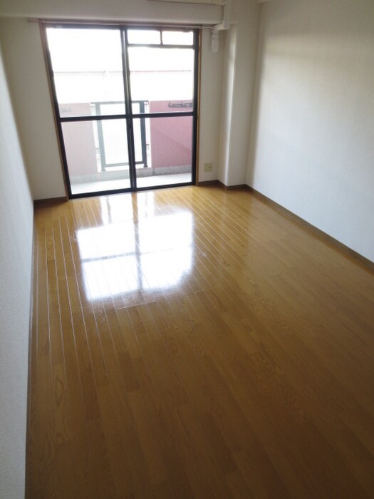 物件内観写真22　(居室)