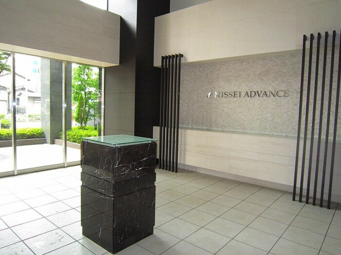 物件外観写真2　(同型モデル)