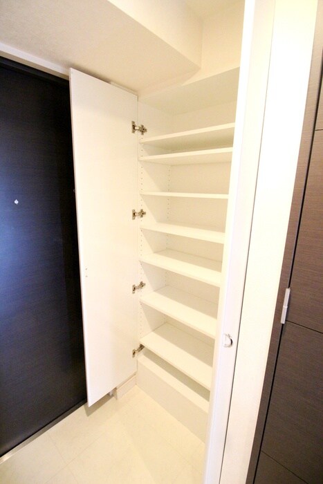 物件内観写真17　(靴箱)