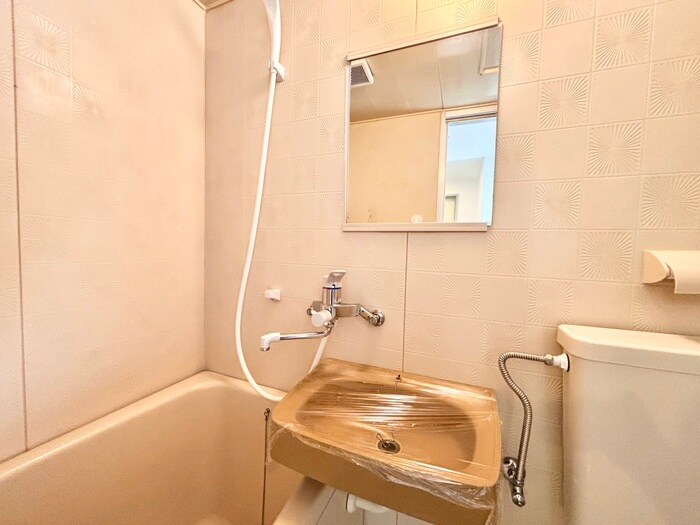 物件内観写真8　(洗面)