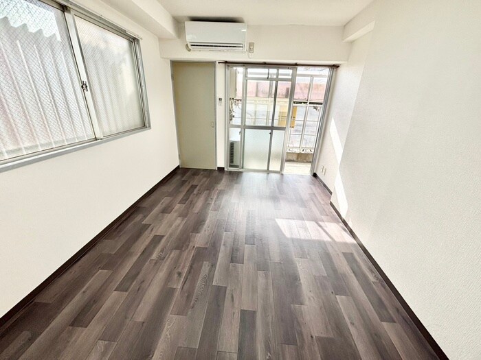 物件内観写真12　(居室)