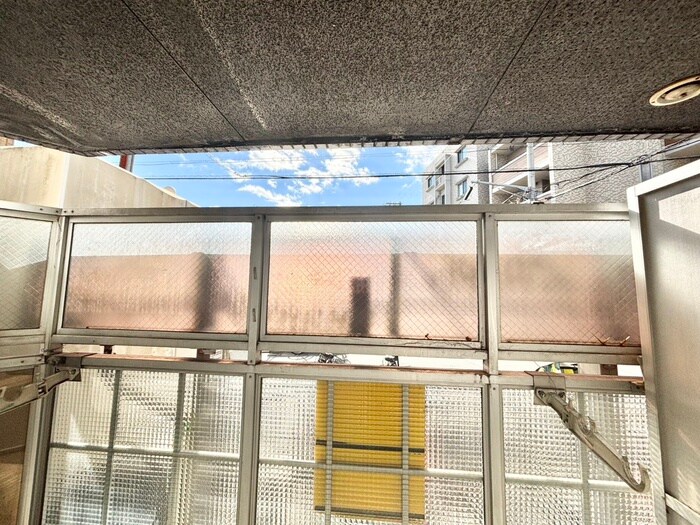 物件内観写真21　(室内からの展望)