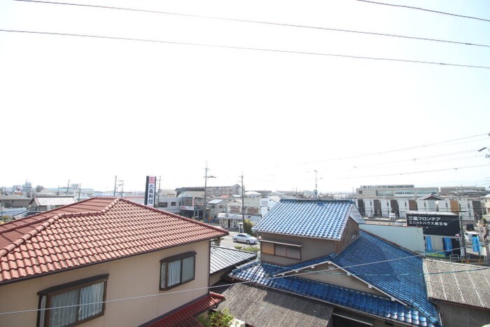 物件内観写真20　(室内からの展望)