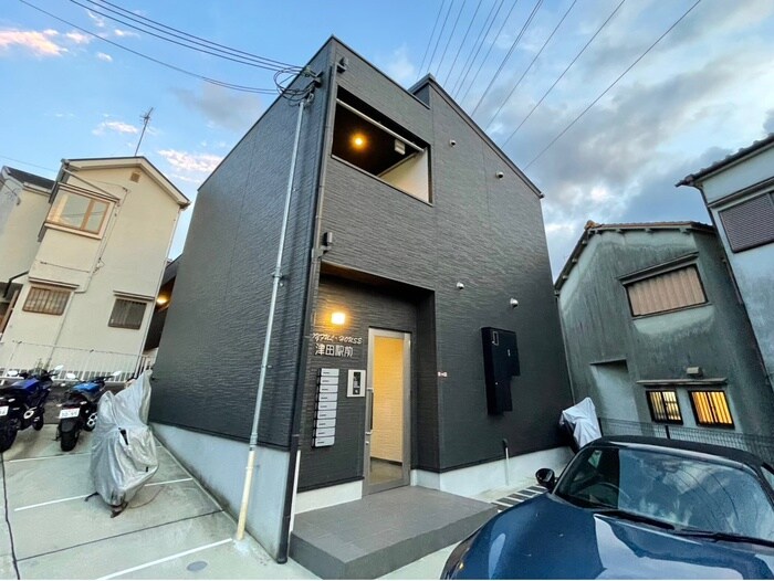 物件外観写真1　(外観写真)