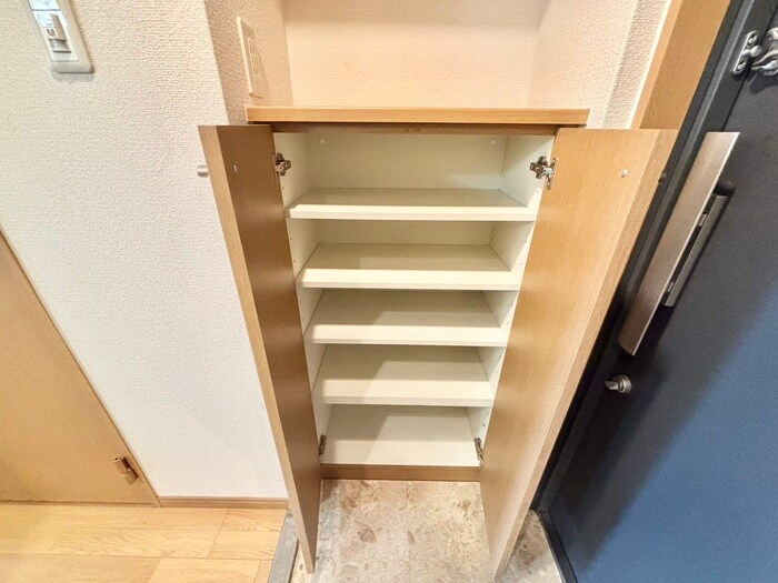 物件内観写真18　(靴箱)
