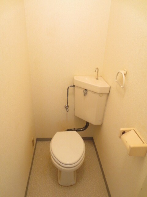 物件内観写真14　(トイレ)