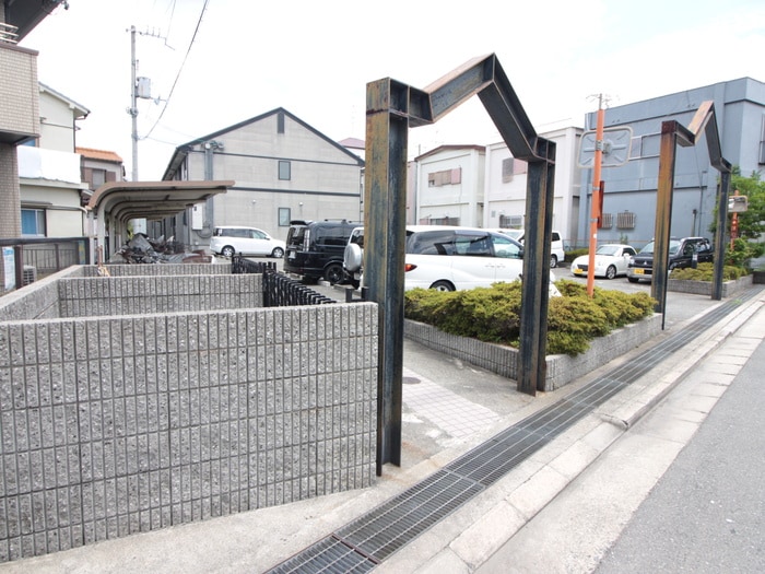 物件外観写真6　(外観写真)