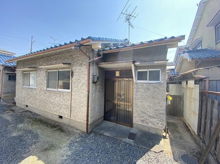 藤井平屋１／２外観写真