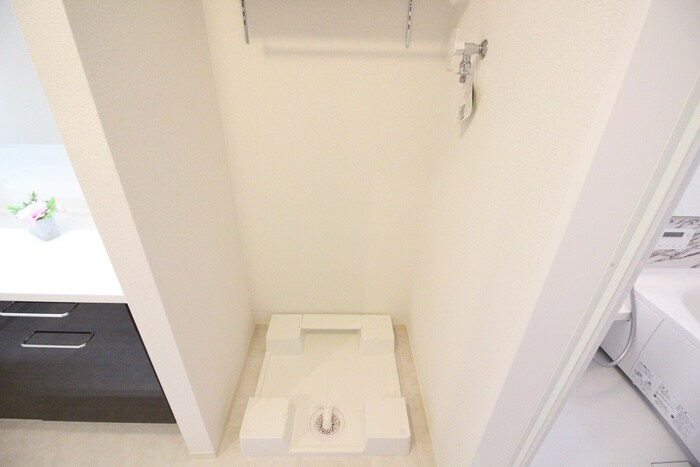 物件内観写真13　(洗濯機置場)