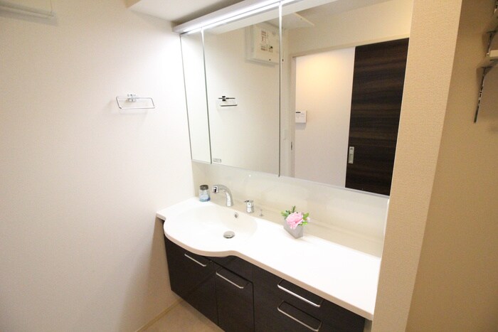 物件内観写真14　(洗面)