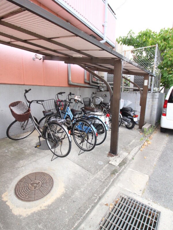 駐輪場