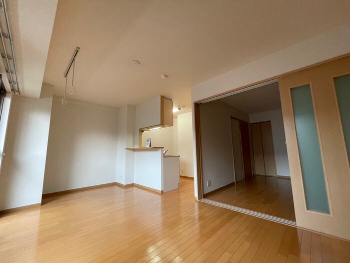 物件内観写真5　(居室)