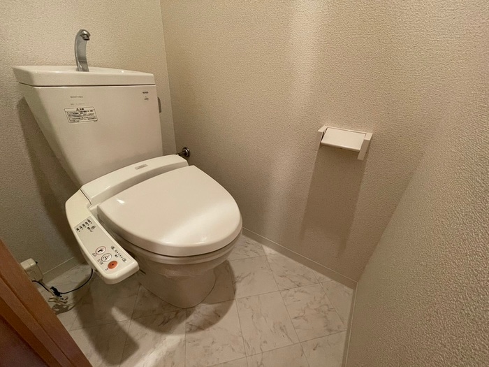 物件内観写真11　(トイレ)