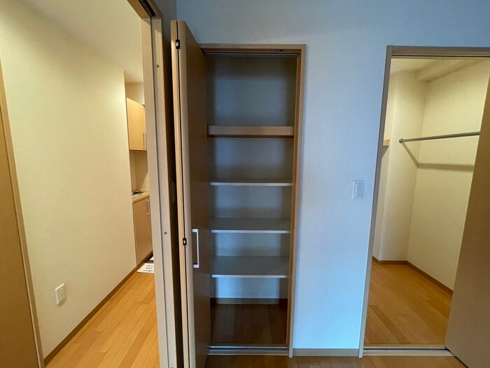 物件内観写真17　(収納)