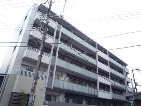 THE TERRACE SUITA-uh外観写真