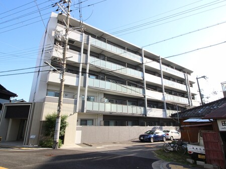 THE TERRACE SUITA UH外観写真