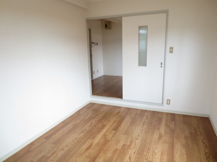 物件内観写真17　(居室)