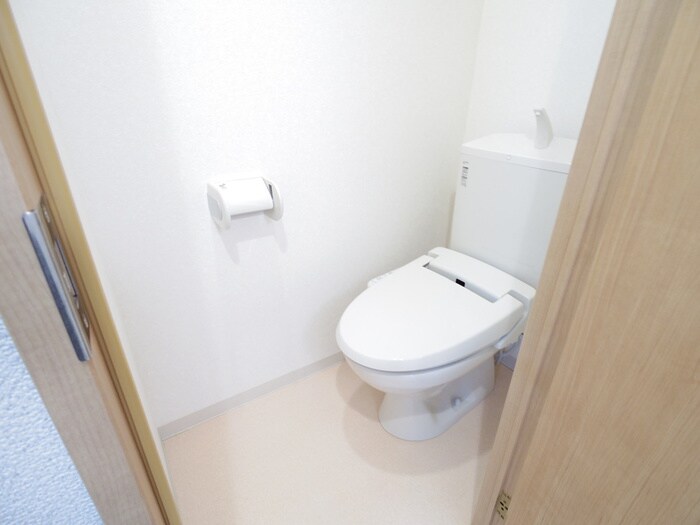 物件内観写真16　(トイレ)