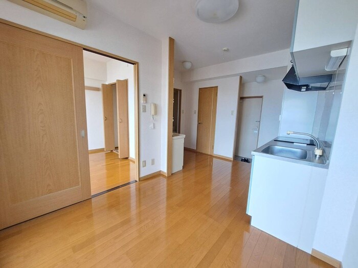 物件内観写真20　(廊下)