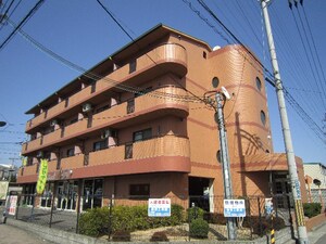 ルミエール橋本外観写真