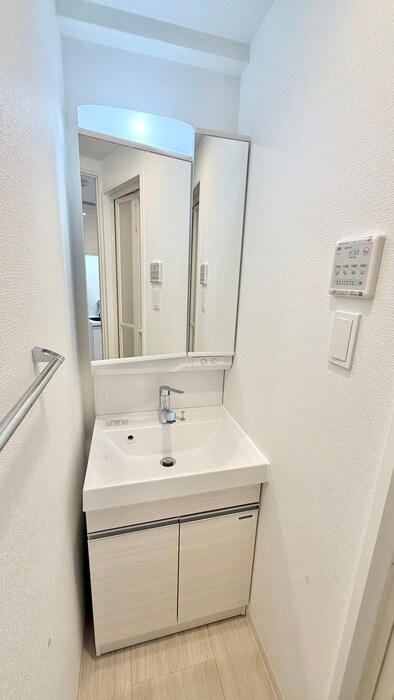 物件内観写真13　(洗面)