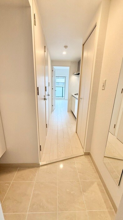 物件内観写真15　(玄関)