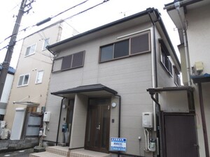 栄町２丁目テラスハウス外観写真