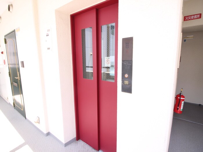 物件外観写真6　(建物設備)