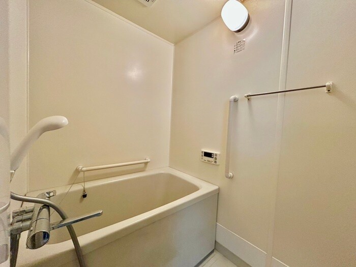 物件内観写真8　(バス／シャワールーム等)
