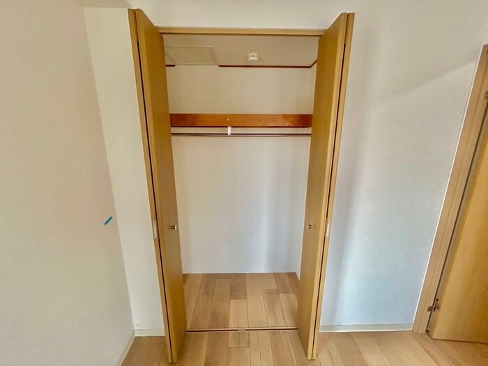 物件内観写真18　(収納)