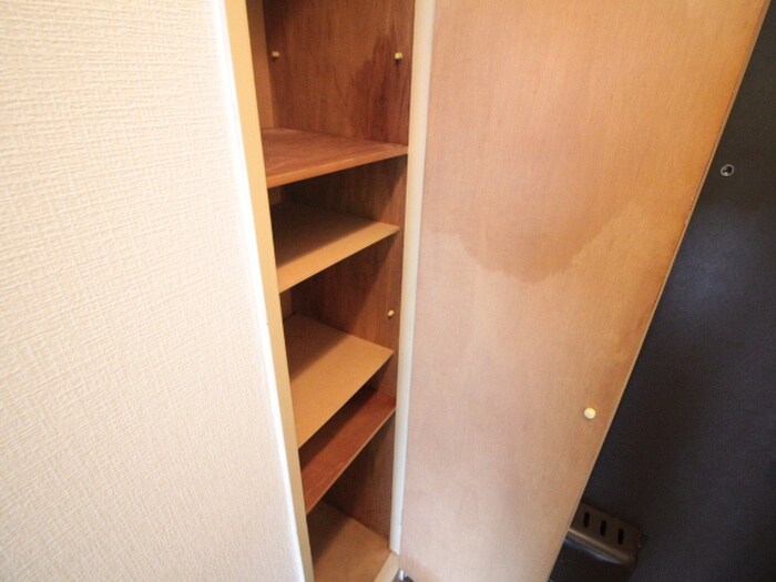 物件内観写真17　(靴箱)