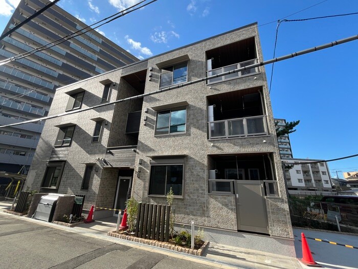 物件外観写真1　(外観写真)