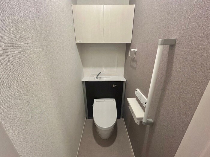 物件内観写真17　(トイレ)