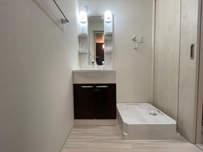 物件内観写真12　(洗面)