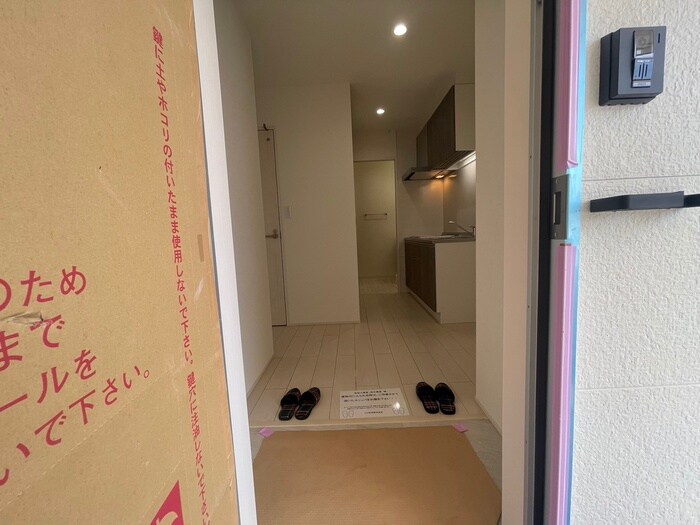 物件内観写真14　(玄関)