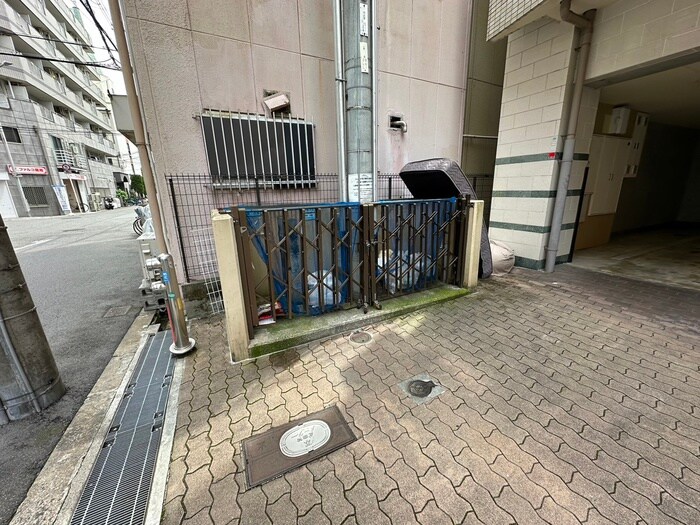 物件外観写真4　(建物設備)