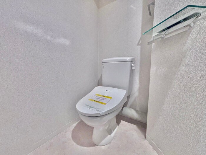 物件内観写真16　(トイレ)