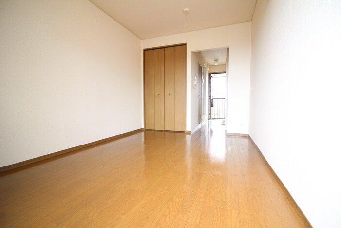 物件内観写真14　(居室)