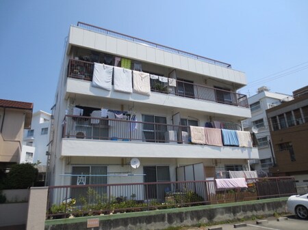 川端マンション外観写真